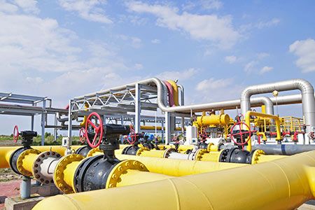 The US announces it will require valves on new pipelines to prevent disasters
