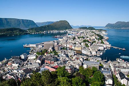 Claxton expands Norwegian base
