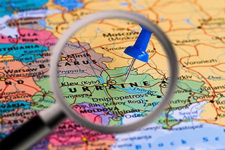 Ukraine to continue to honour contracts for oil transit to Europe